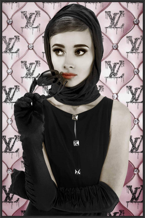 Chic Noir Gaze - 32" x 48" Framed Wall Art