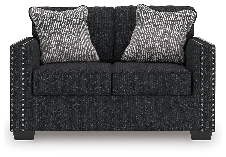 Jasmine Peaks Loveseat