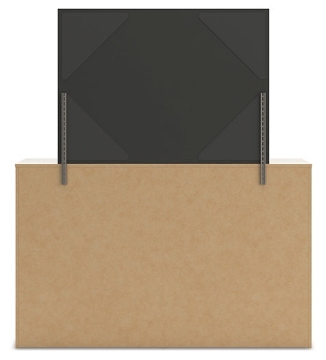 Lawroy Full Panel Headboard with Mirrored Dresser