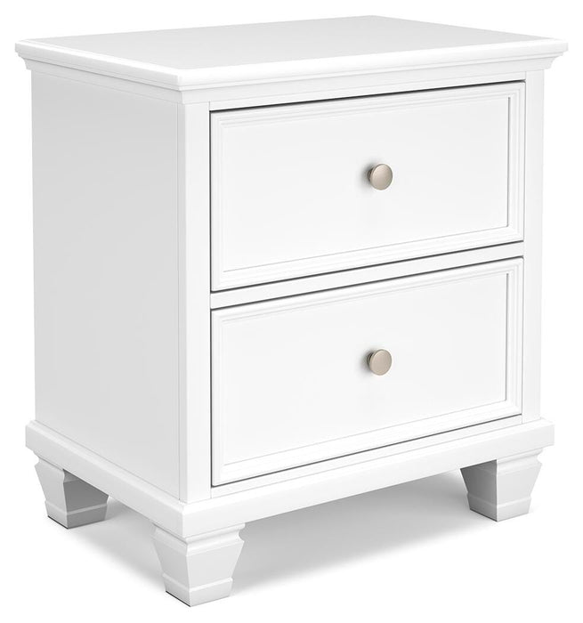 Fortman King Panel Bed with Mirrored Dresser, Chest and Nightstand