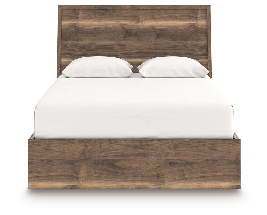 Chirason Queen Panel Bed