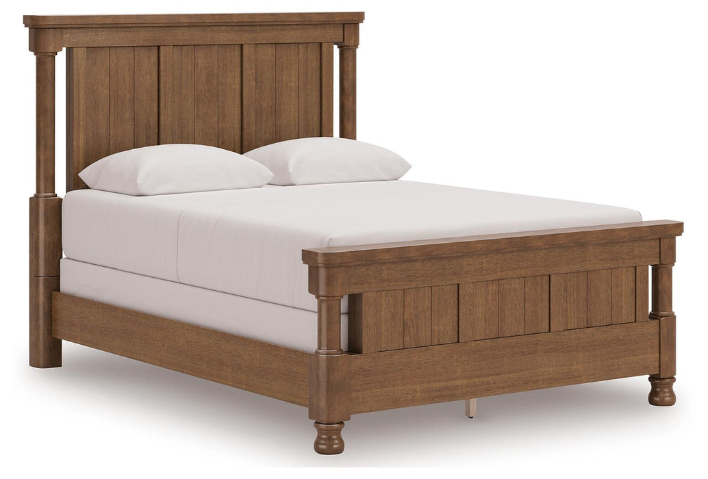 Rowlenstown Queen Poster Bed