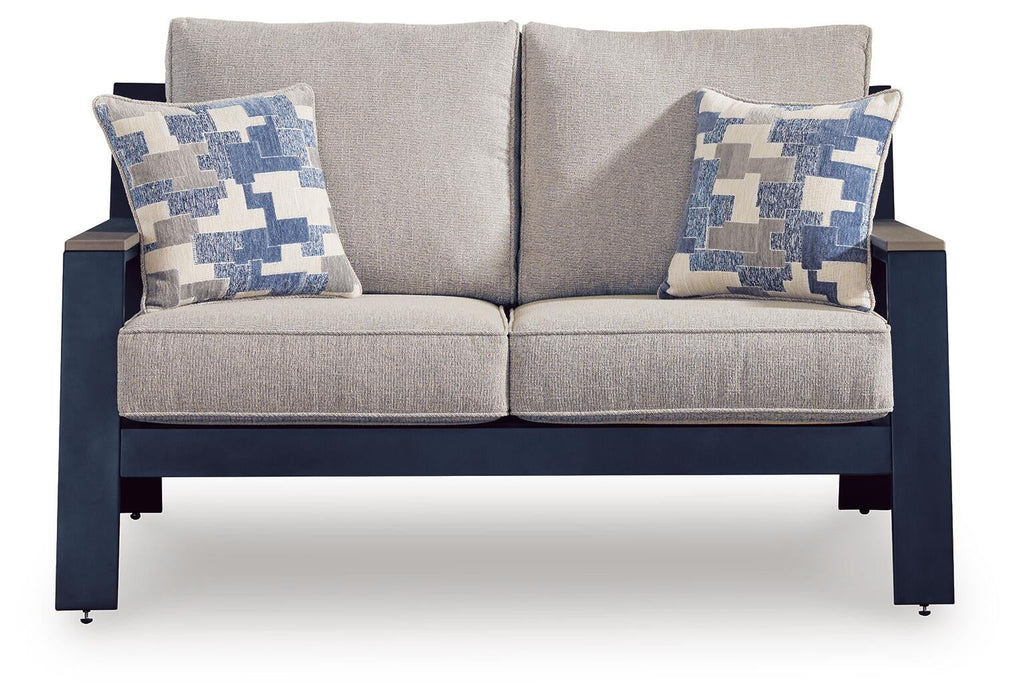 East Beach Loveseat w/Cushion
