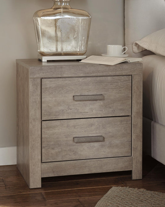 Culverbach King Panel Bed with Mirrored Dresser, Chest and Nightstand