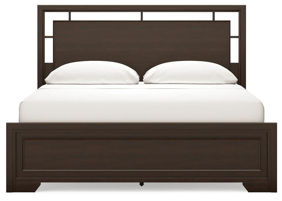 Covetown California King Panel Bed with Mirrored Dresser and Nightstand