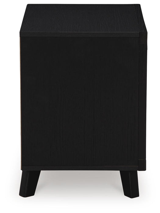 Danziar Queen Panel Bed, Dresser, Mirror and Nightstand
