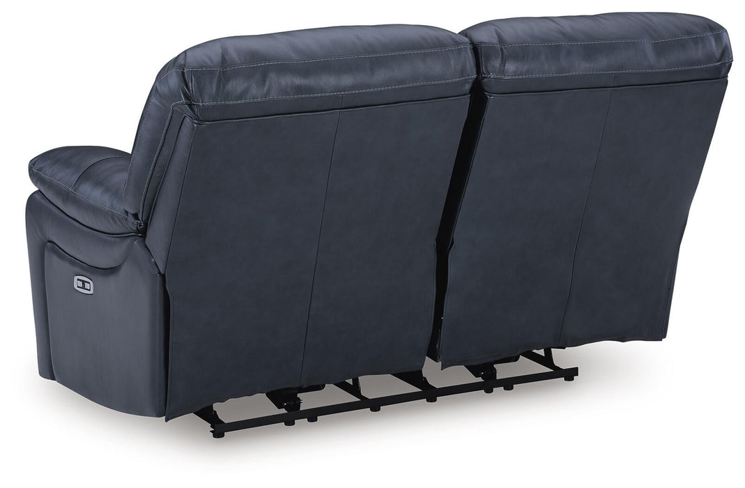 Leesworth Sofa, Loveseat and Recliner