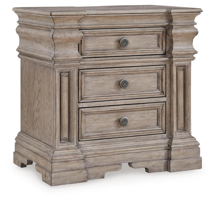 Blairhurst California King Panel Bed, Dresser, Mirror, Chest and Nightstand