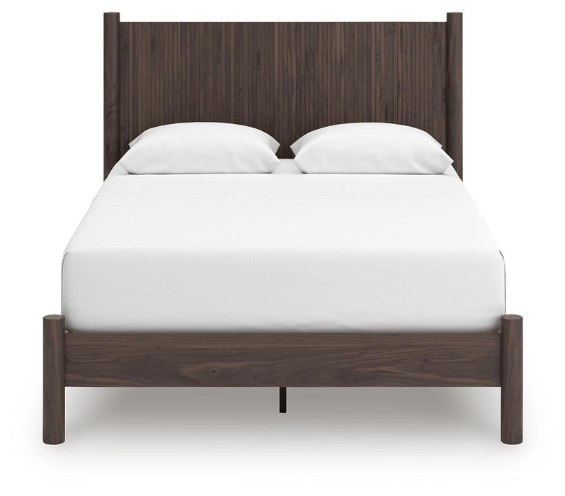 Cadmori Queen Panel Platform Bed, Dresser and Mirror