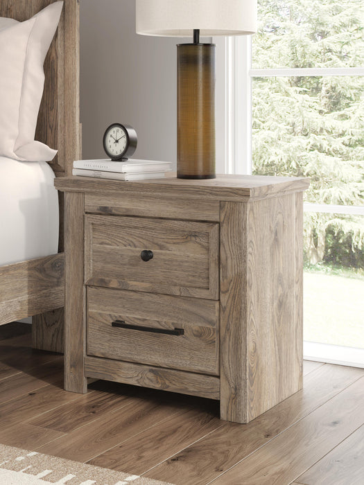 Keithland Queen Poster Bed with Mirrored Dresser and Nightstand
