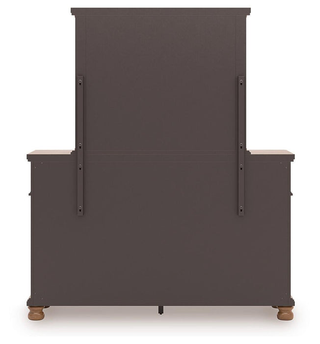 Chadworth California King Poster Bed with Mirrored Dresser