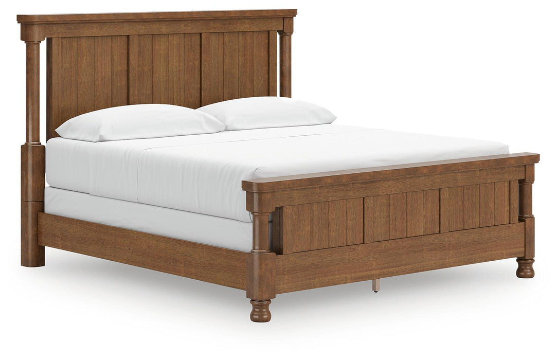 Chadworth California King Poster Bed with Mirrored Dresser